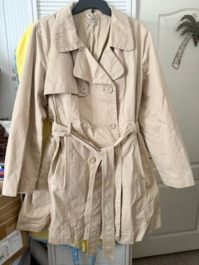 light Khaki Women’s Trench Coat with Belt - XXL
